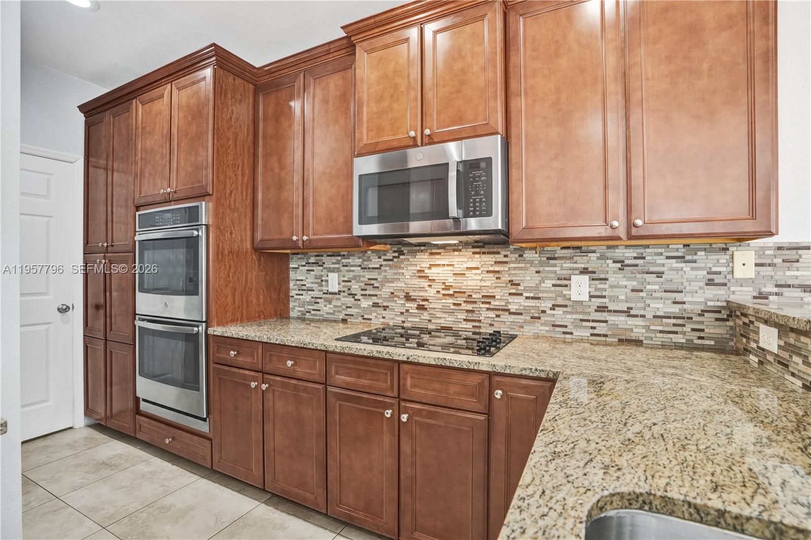 ISLES AT GRAND BAY - Residential