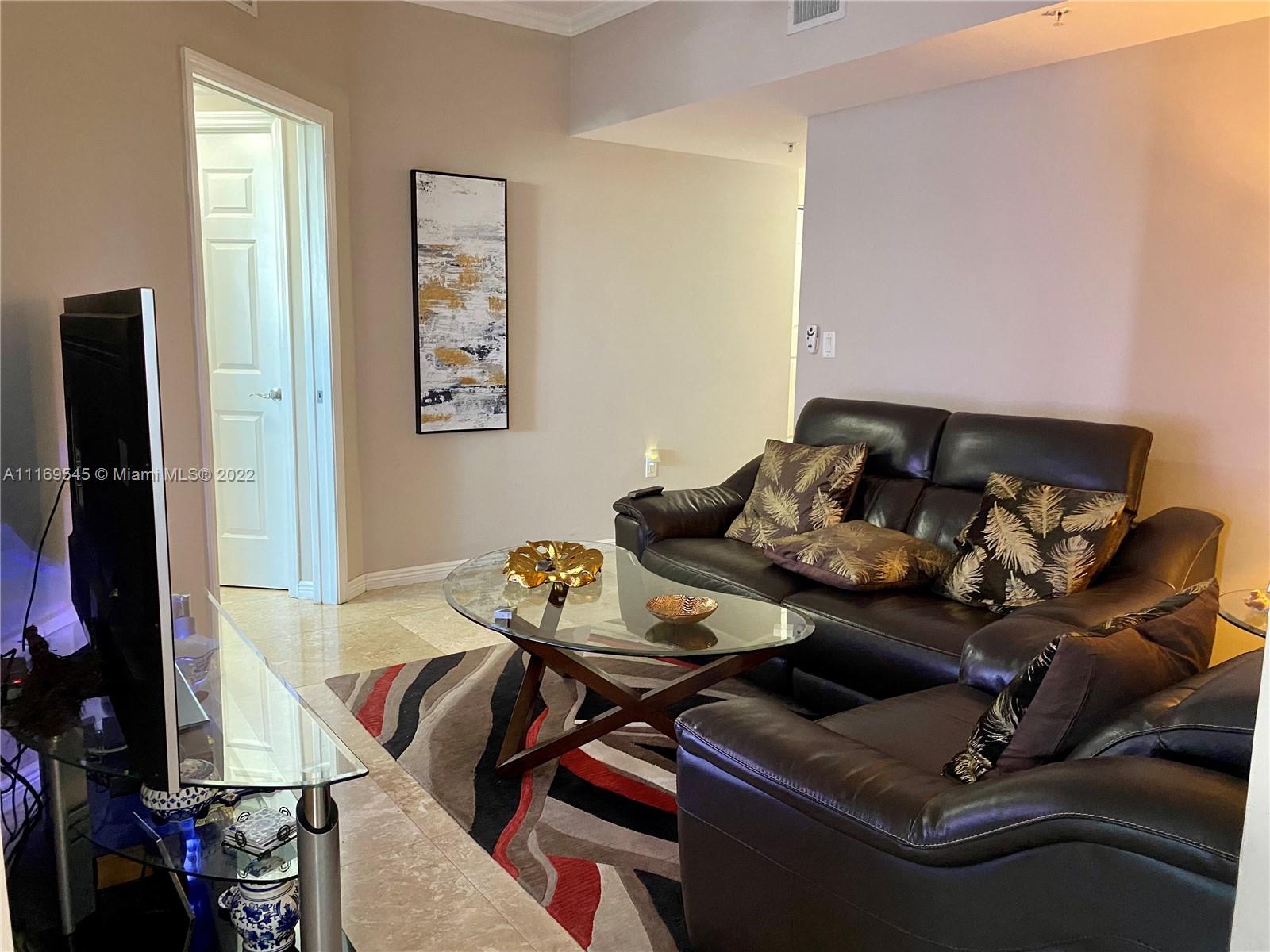 DUO CONDO WEST - Residential