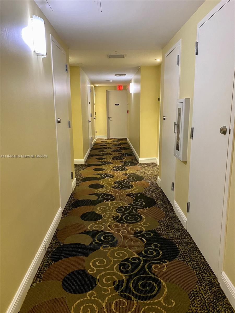 DUO CONDO WEST - Residential
