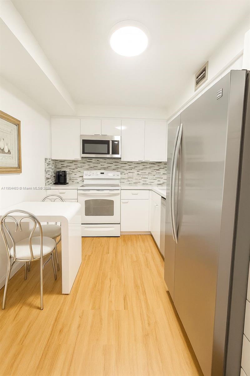 ARLEN HOUSE EAST CONDO - Residential Lease