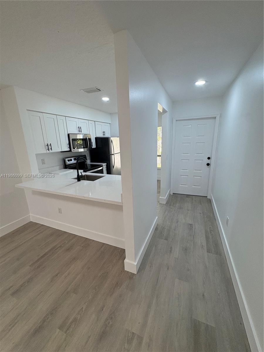 BOCA RATON HILLS SEC 2 - Residential Lease