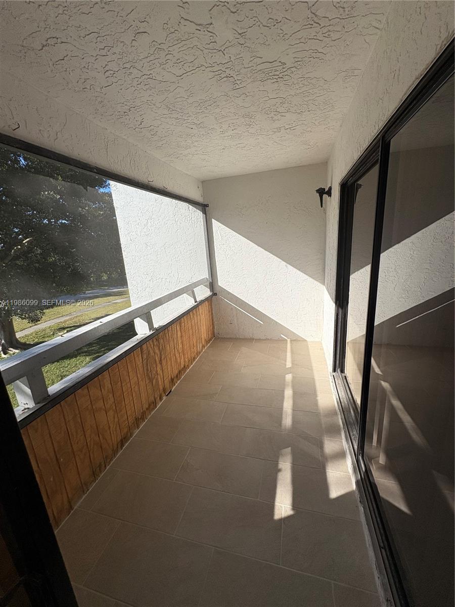 BOCA RATON HILLS SEC 2 - Residential Lease