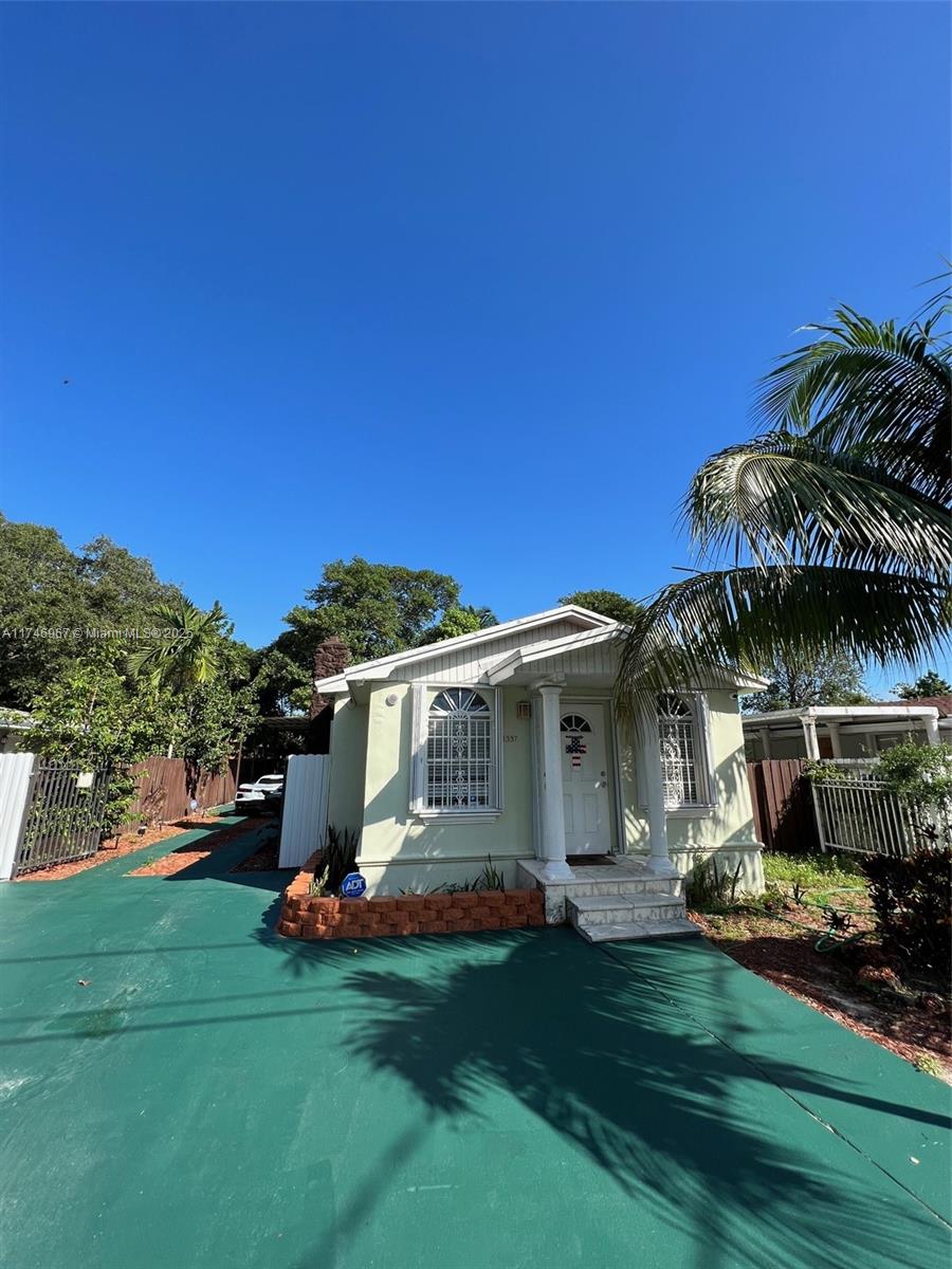 Rental Property at 1337 Nw 26th St, Miami, Broward County, Florida - Bedrooms: 3 
Bathrooms: 1  - $3,500 MO.