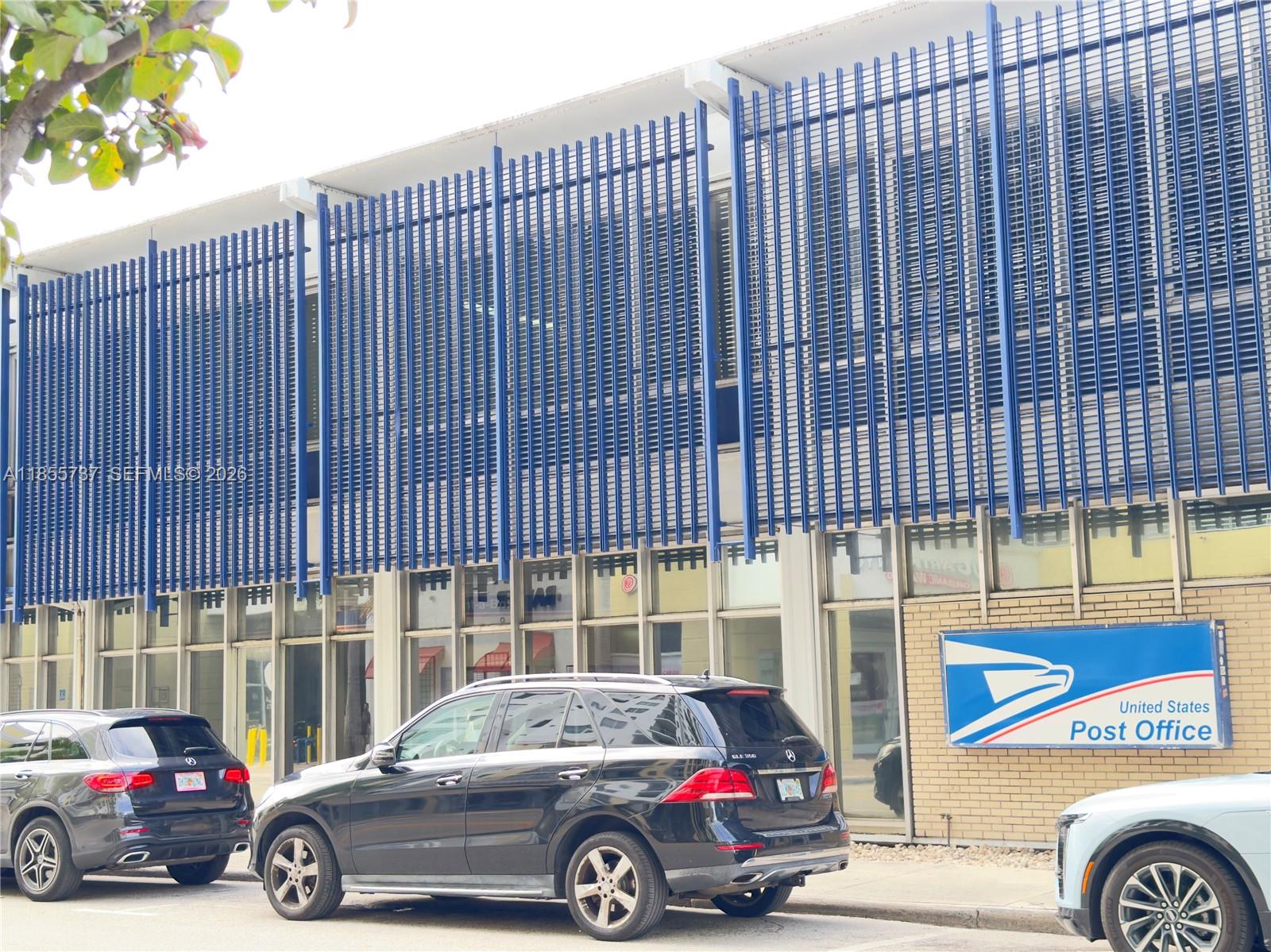 RADIUS CONDO - Residential