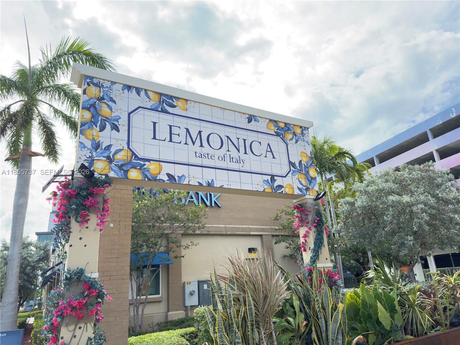 RADIUS CONDO - Residential