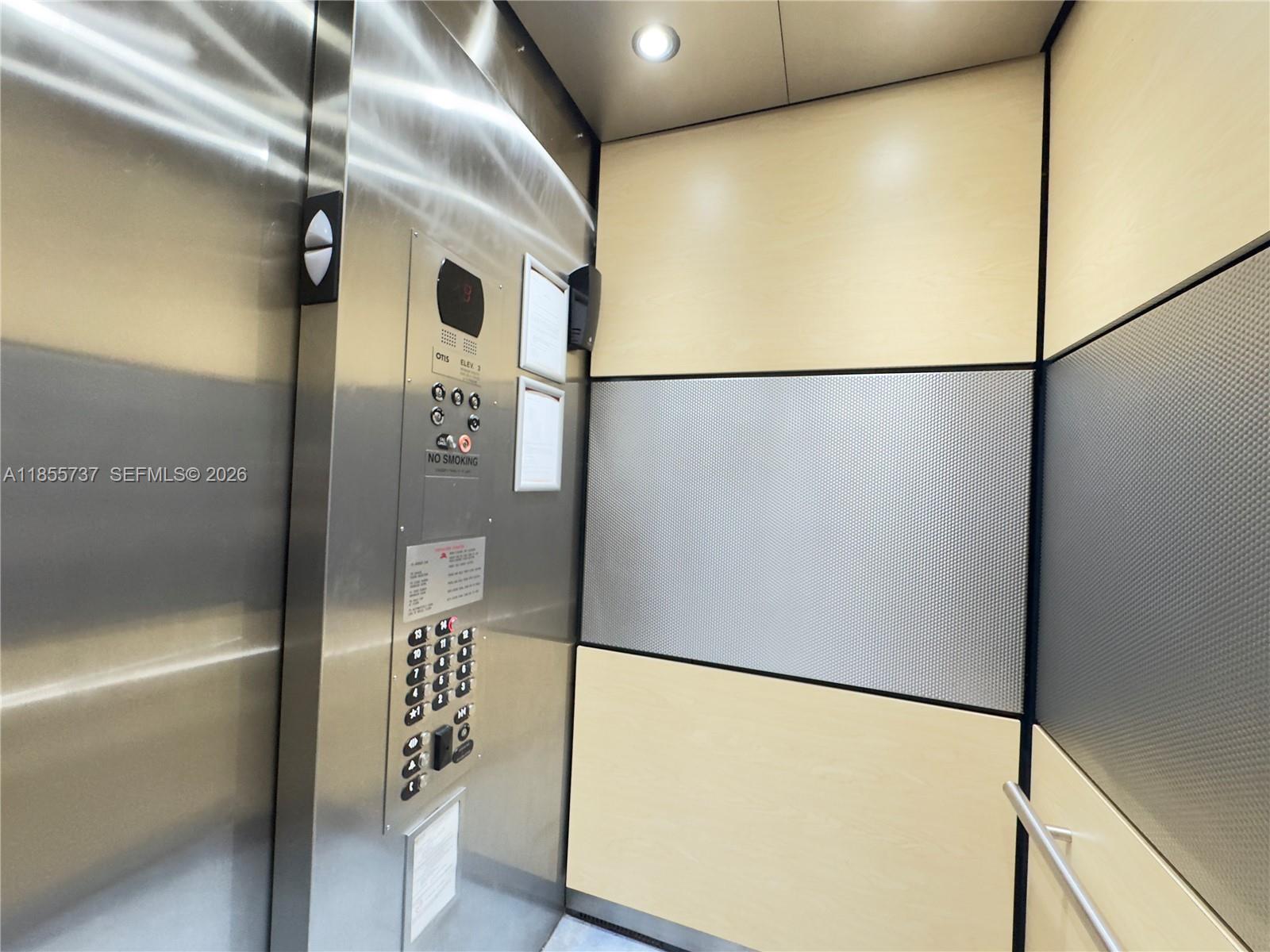 RADIUS CONDO - Residential