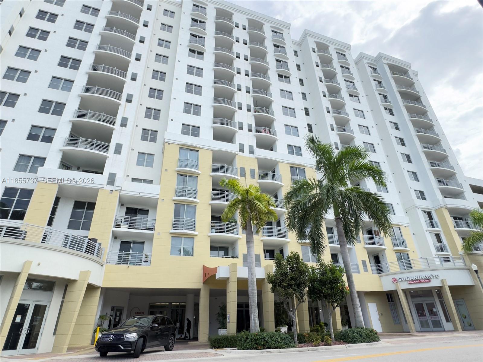 RADIUS CONDO - Residential