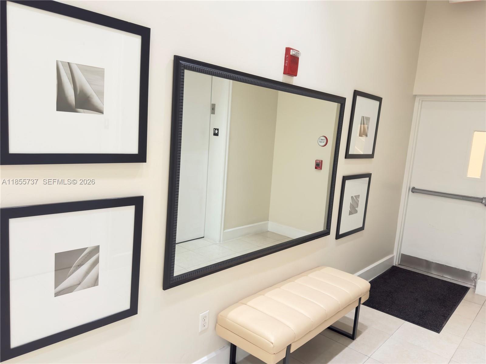 RADIUS CONDO - Residential