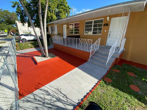 321 NW 21st Ave, Miami, FL 33125 - MLS#: A11587832