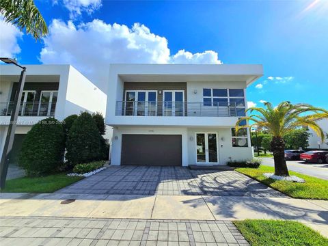 Photo of 9790 NW 75th St, Doral, FL 33178 (MLS # A11892287)