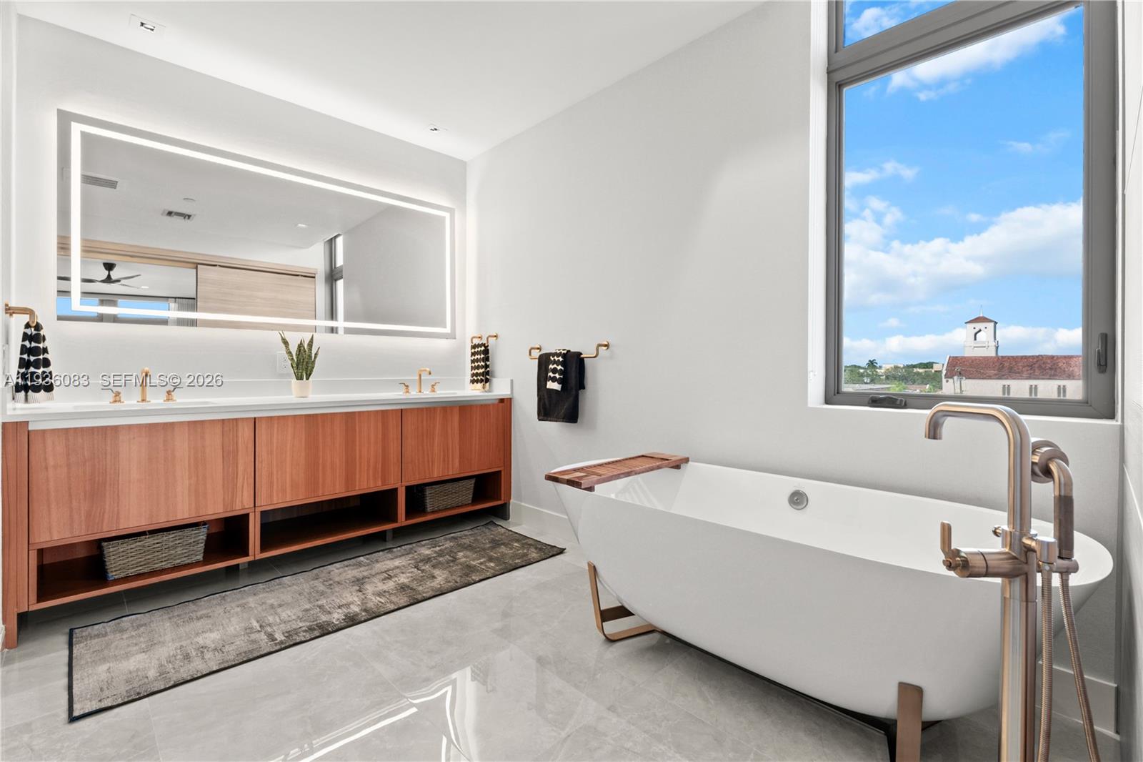 CORAL GABLES BILTMORE SEC - Residential