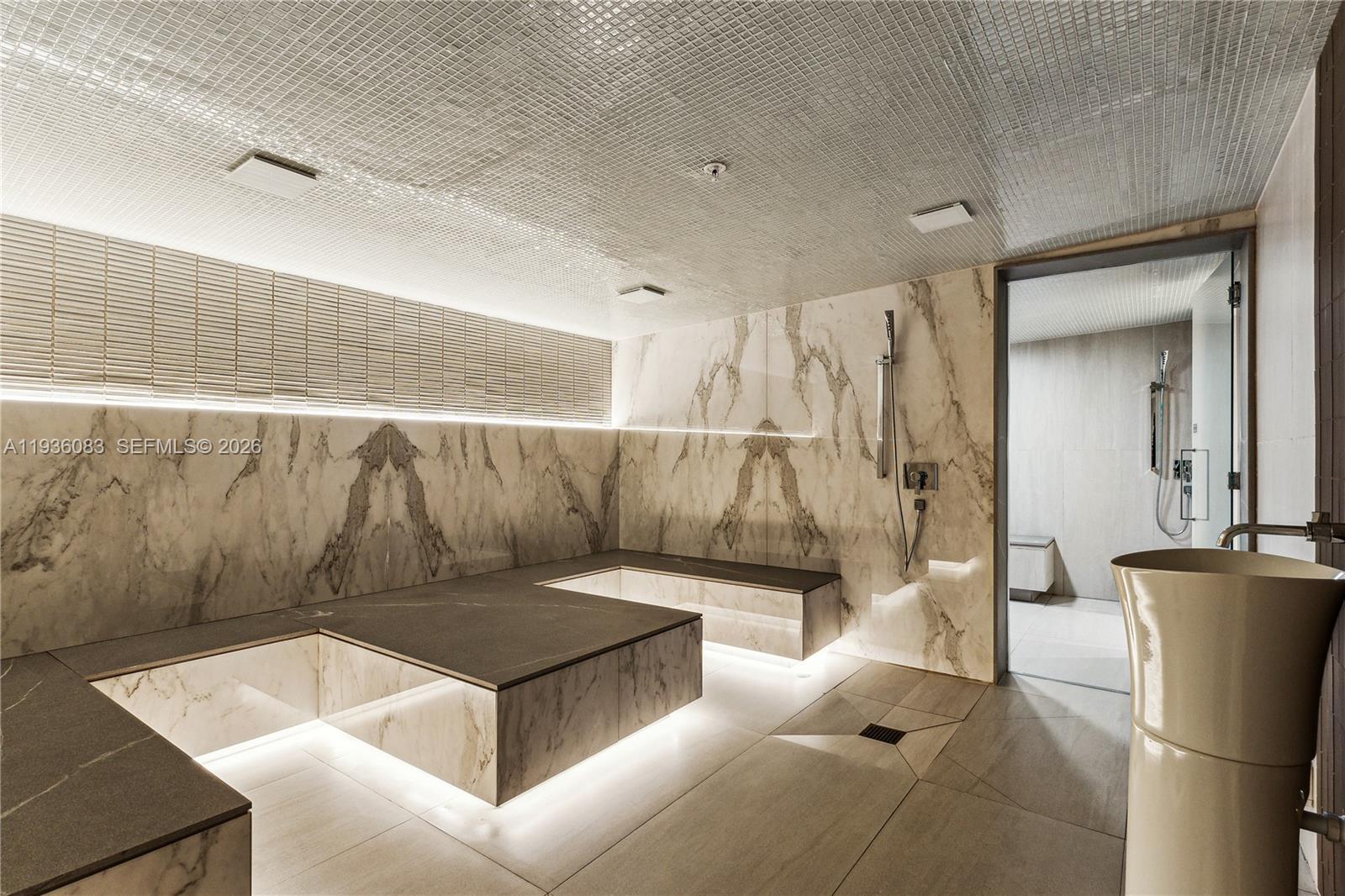 CORAL GABLES BILTMORE SEC - Residential