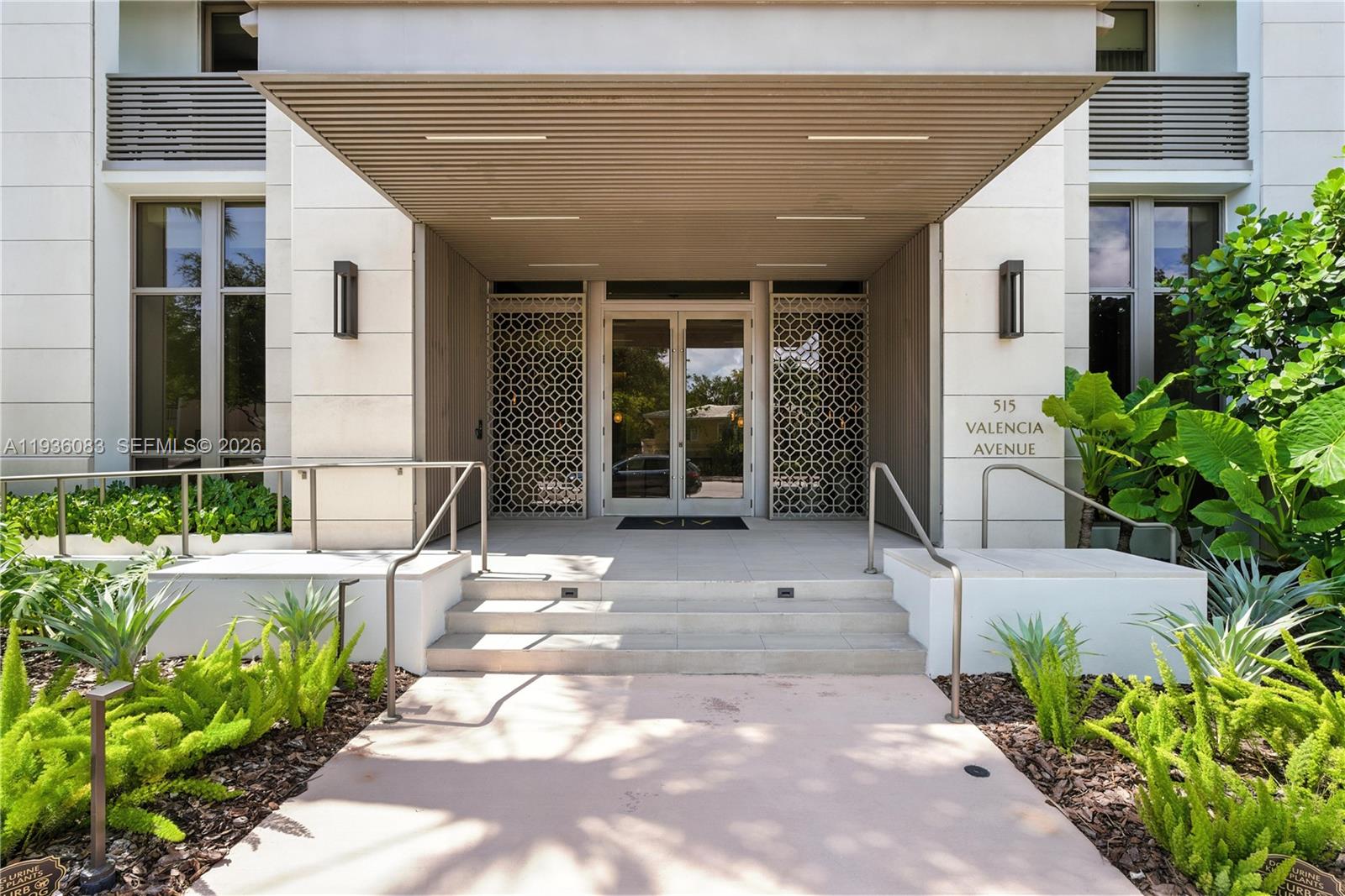 CORAL GABLES BILTMORE SEC - Residential