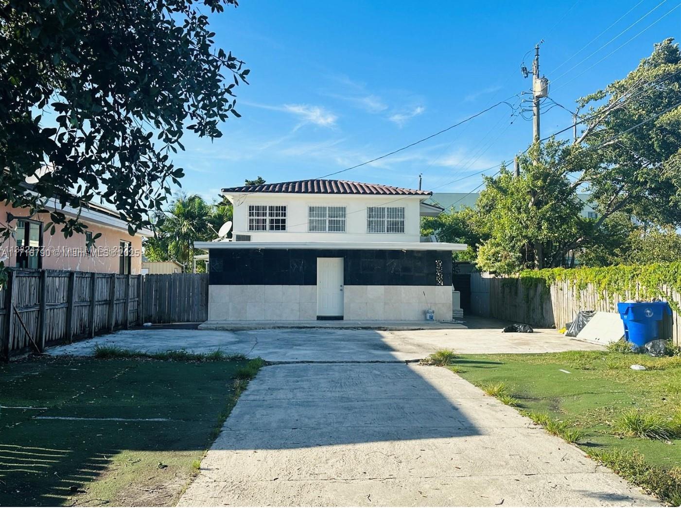 Rental Property at 2215 Nw 33rd St 2, Miami, Broward County, Florida - Bedrooms: 2 
Bathrooms: 1  - $2,500 MO.