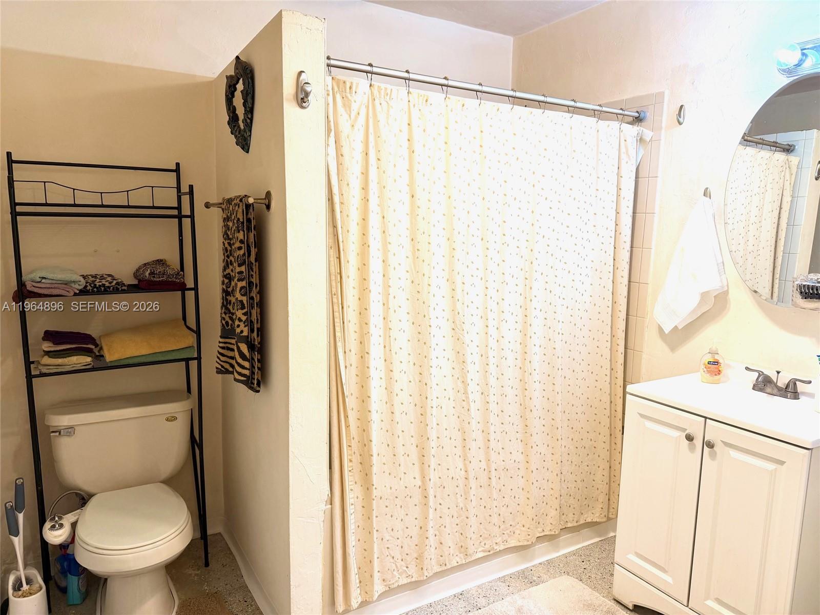 DANIA HOMESITES - Residential