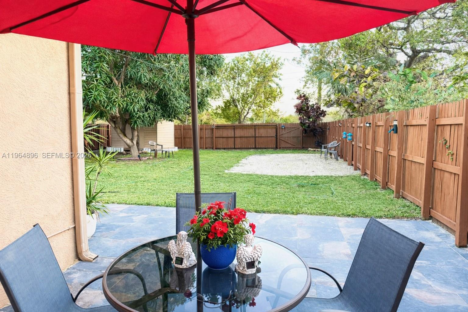 DANIA HOMESITES - Residential