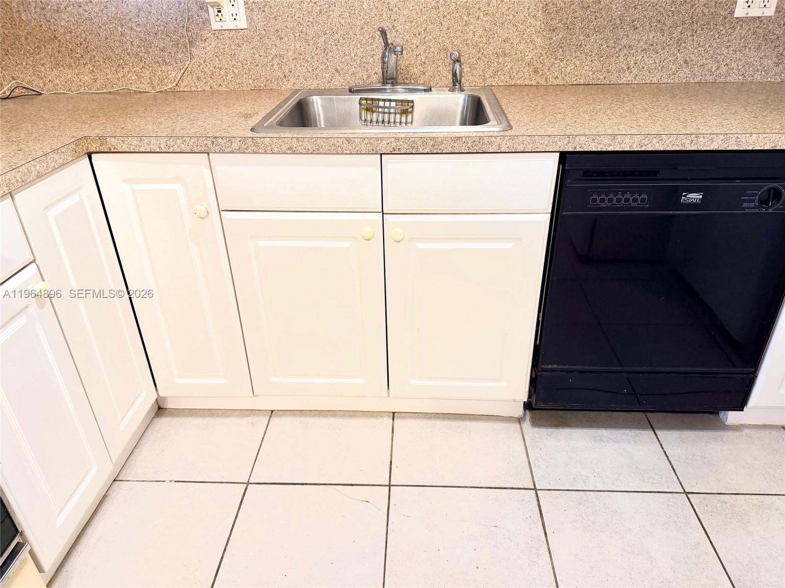 DANIA HOMESITES - Residential