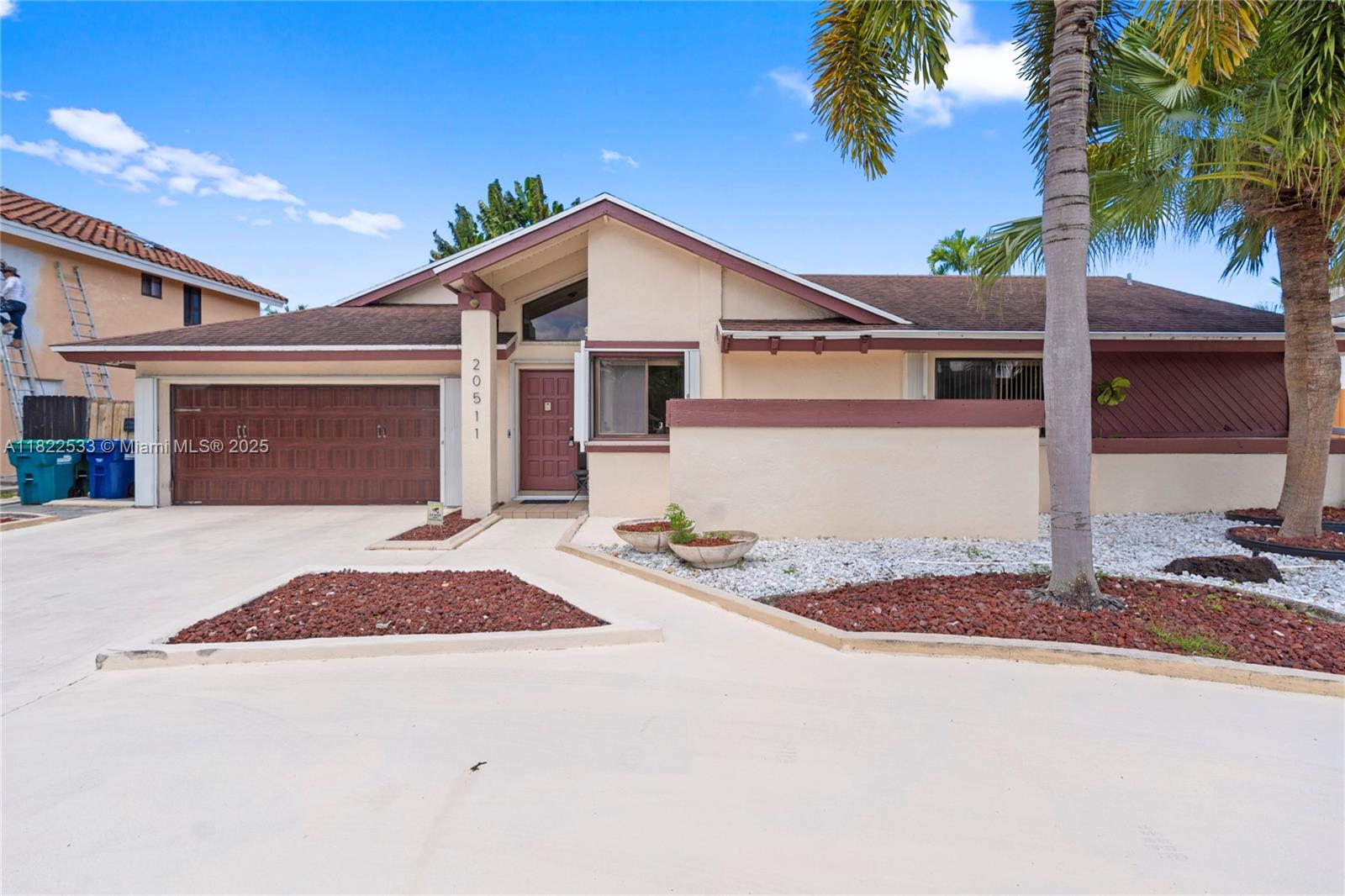 SKY LAKE TERR - Residential