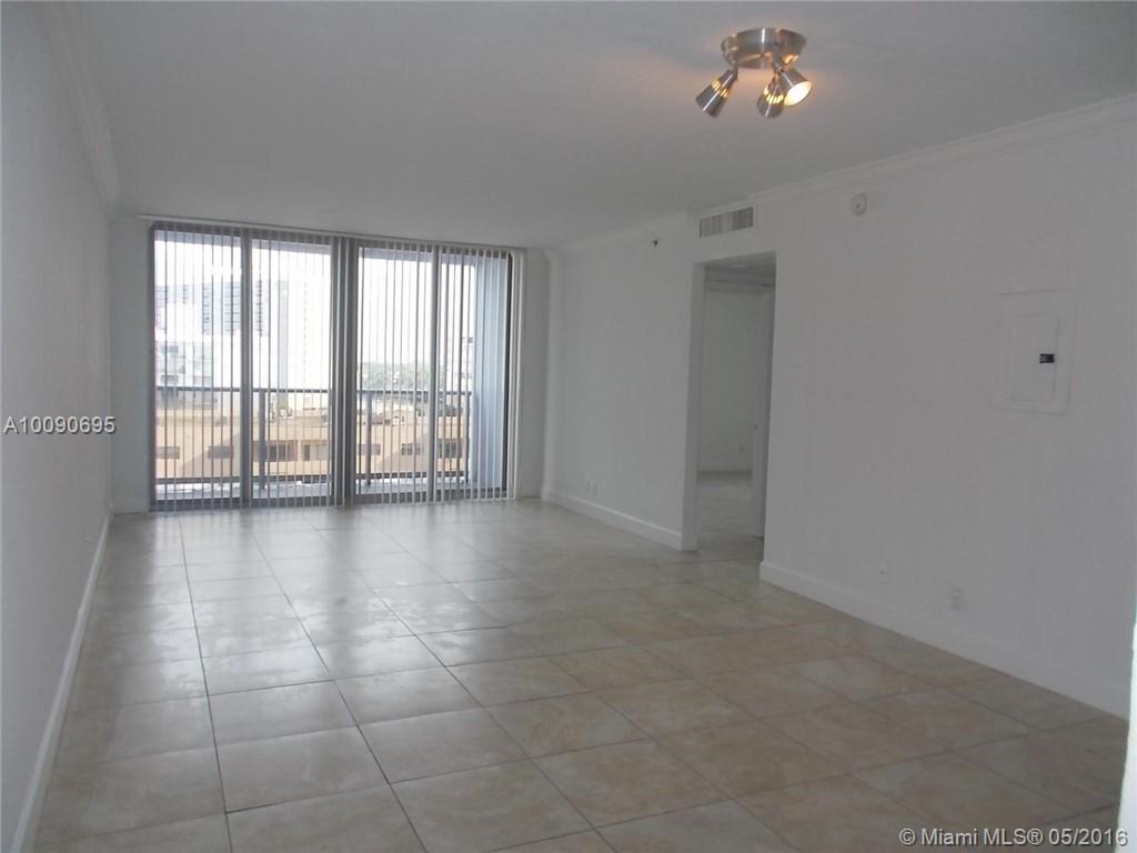 401 BLU OF NORTH BEACH CO - Residential Lease