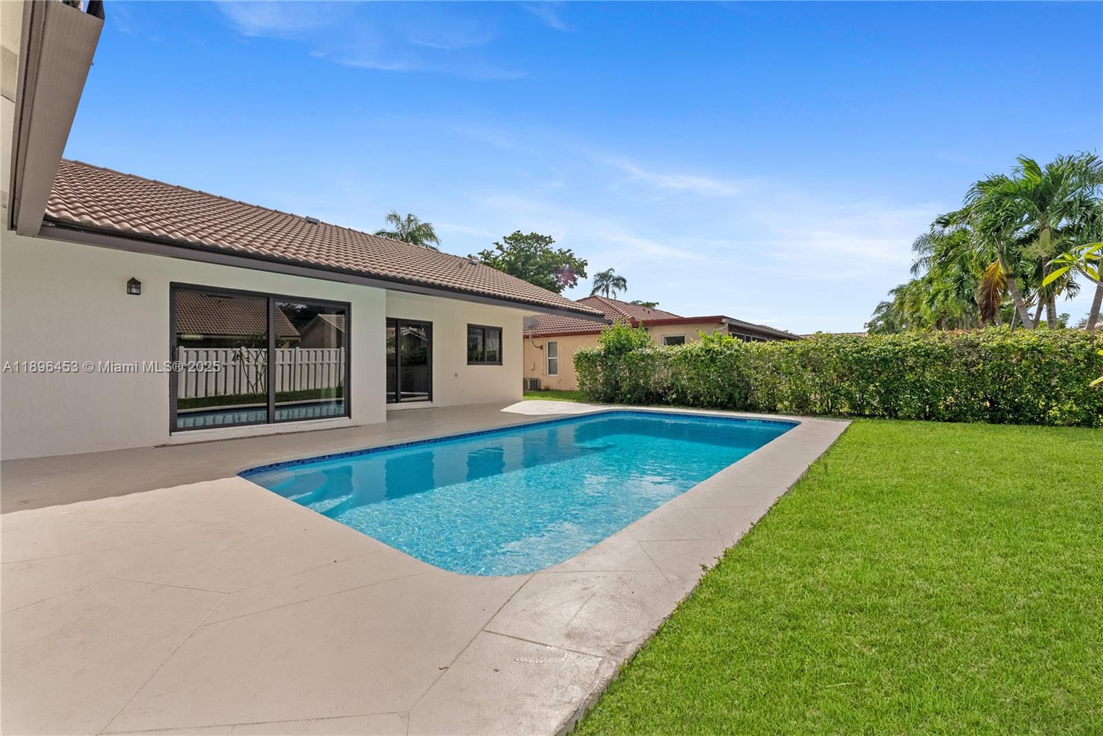 CYPRESS RUN - Residential