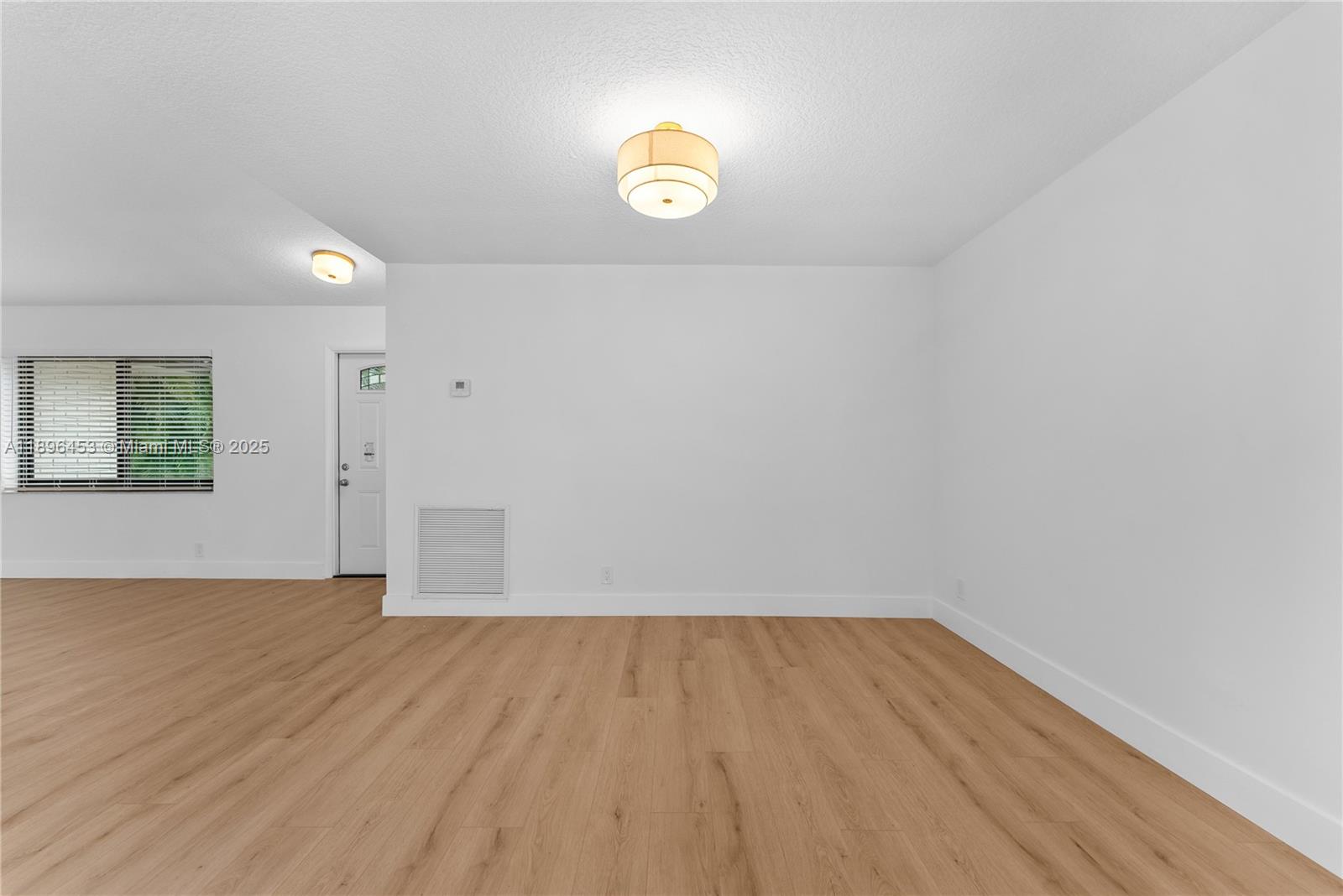 CYPRESS RUN - Residential