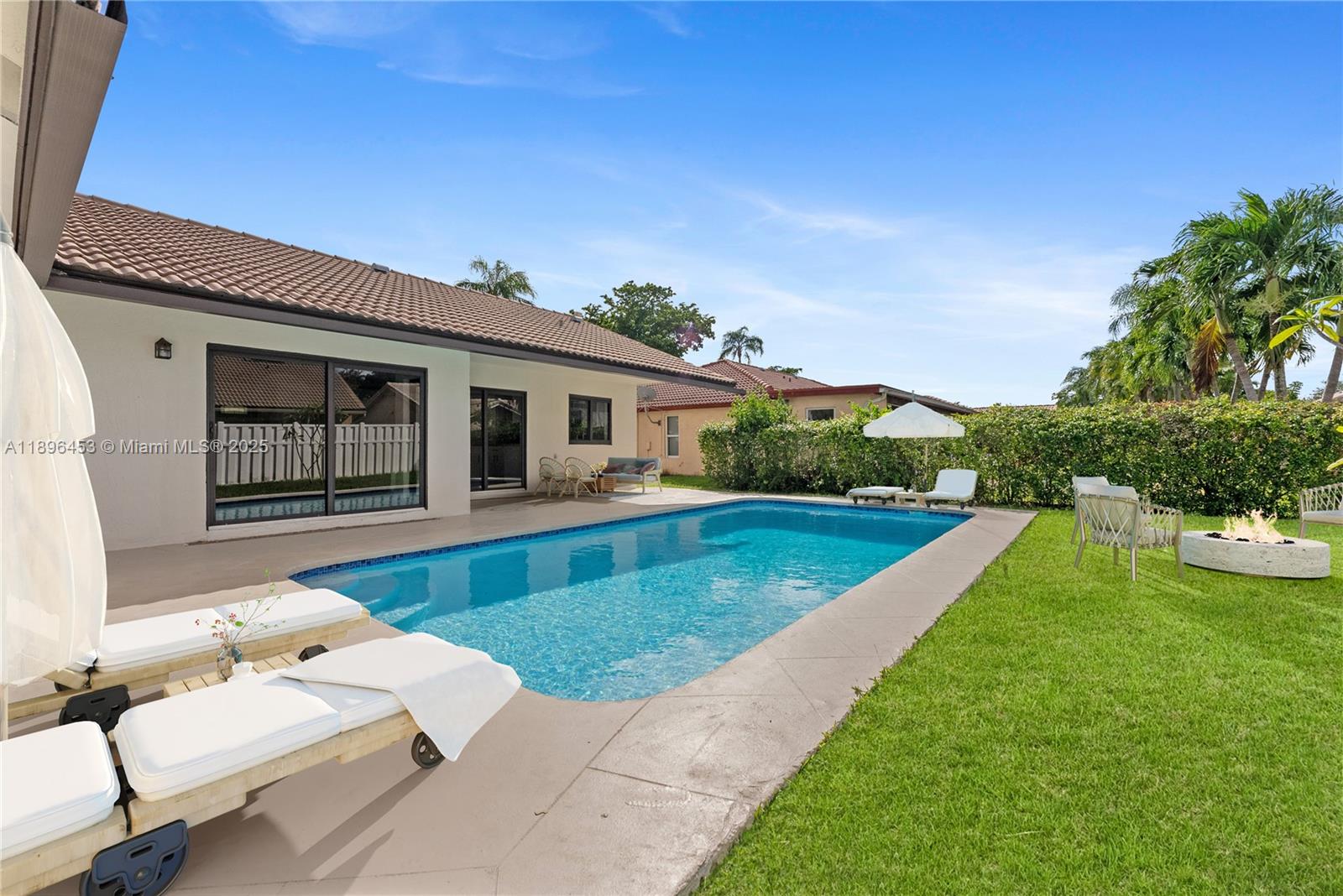 CYPRESS RUN - Residential