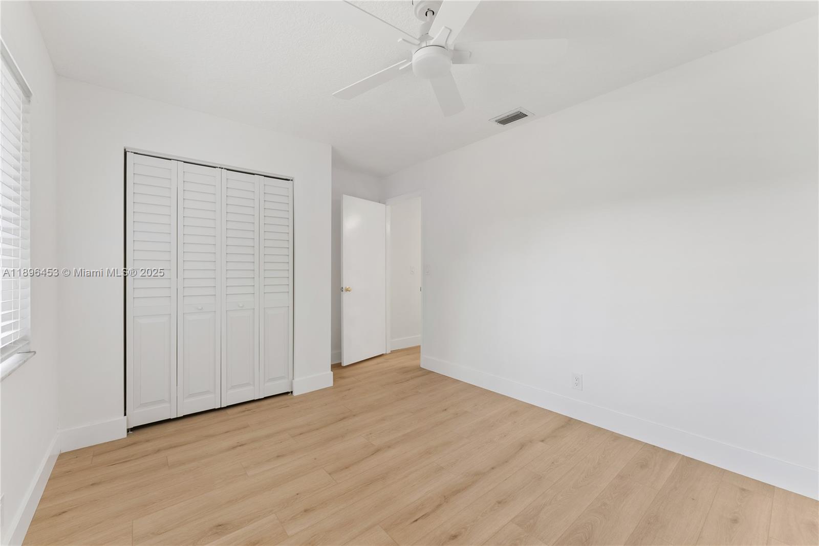 CYPRESS RUN - Residential