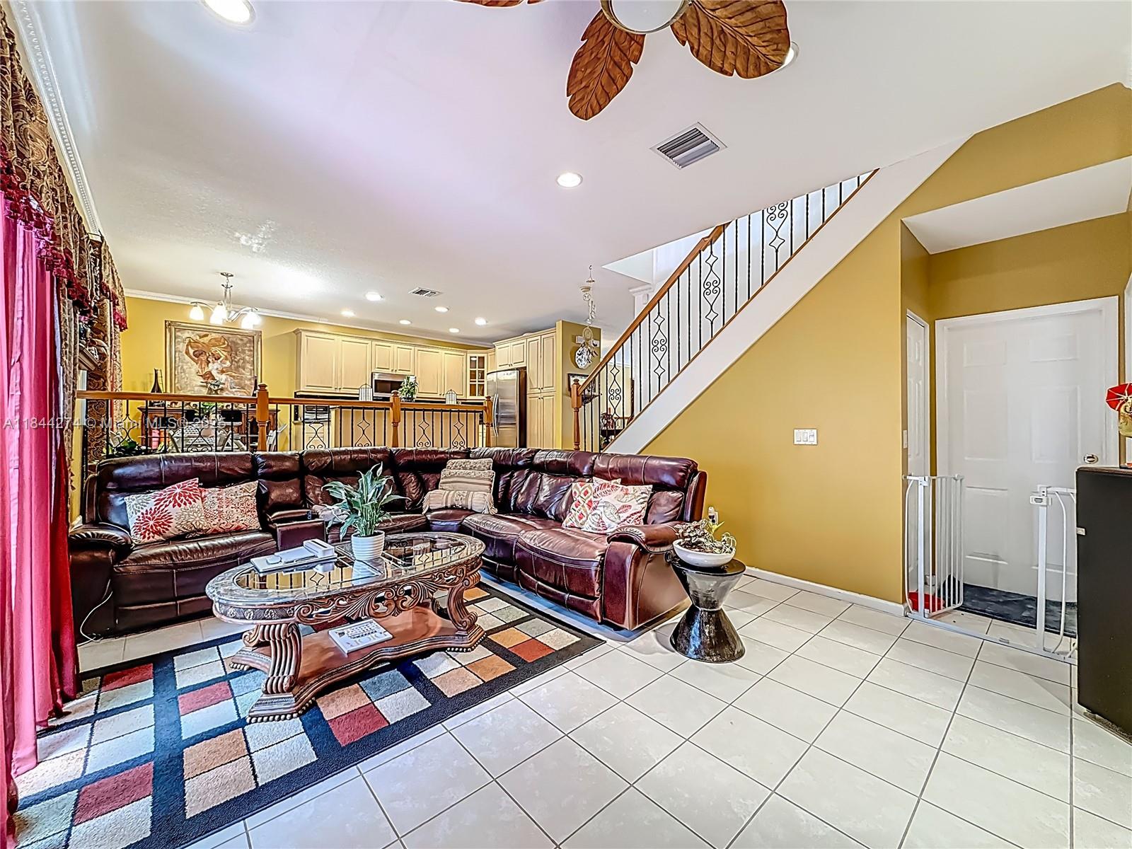 RIVIERA ISLES III - Residential