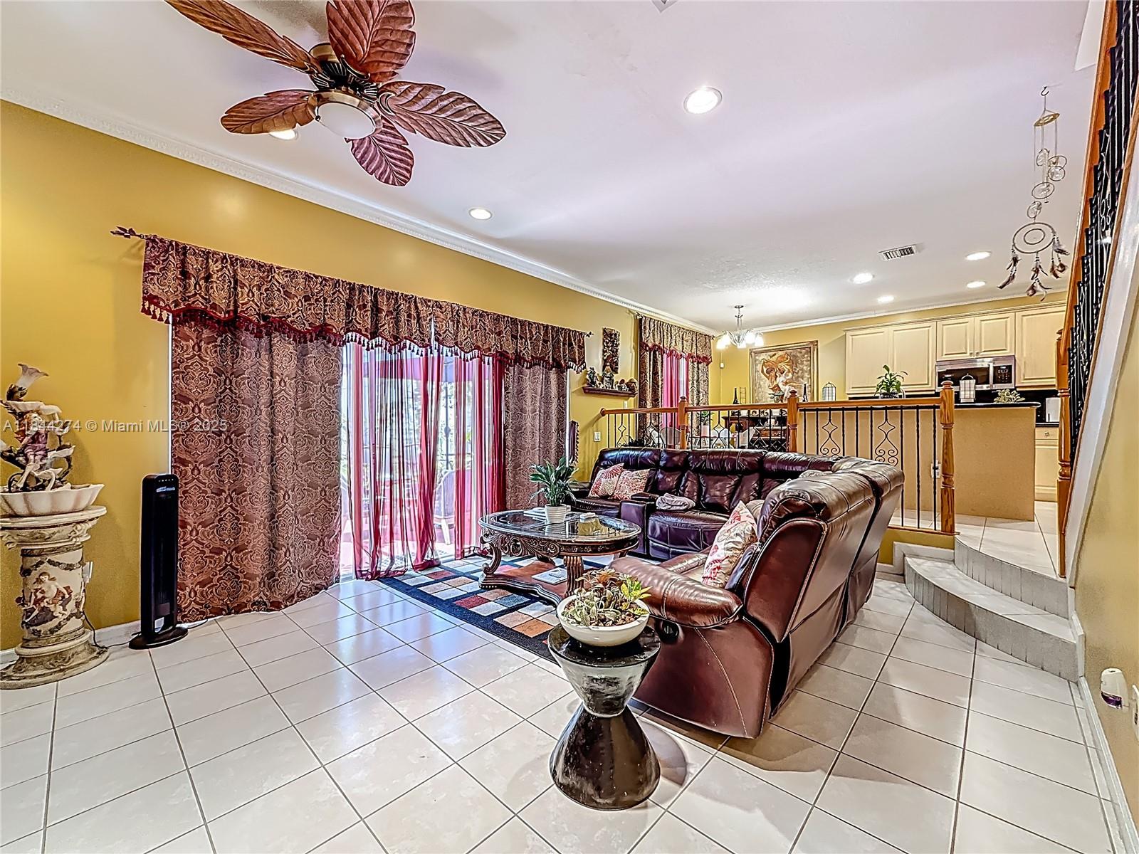 RIVIERA ISLES III - Residential