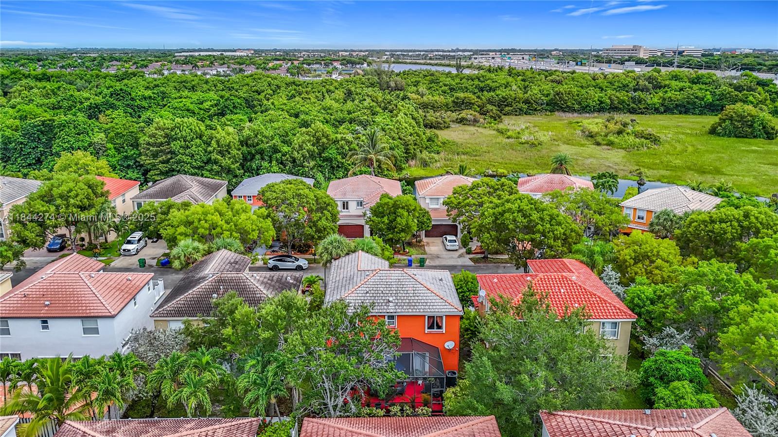 RIVIERA ISLES III - Residential