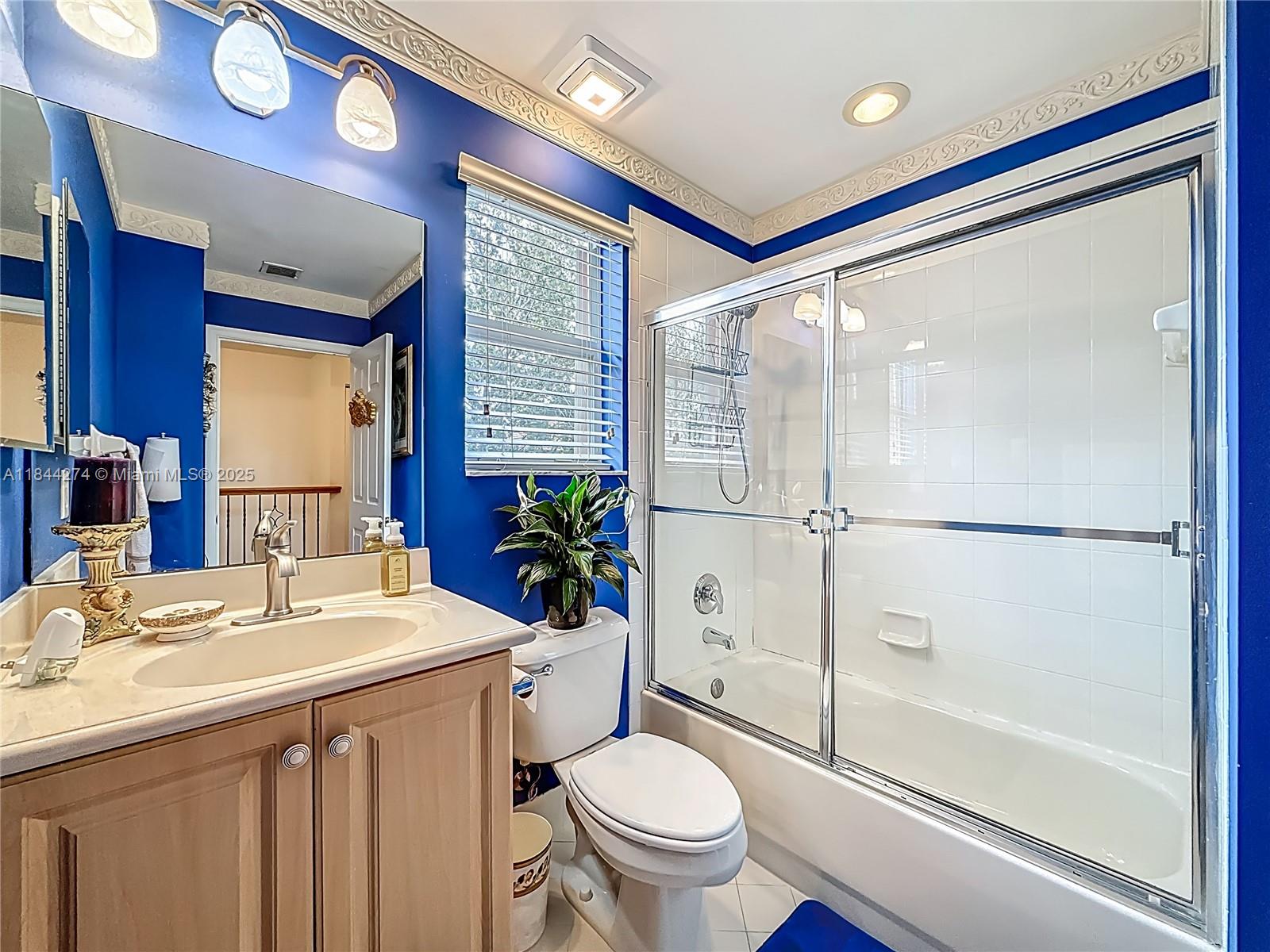 RIVIERA ISLES III - Residential