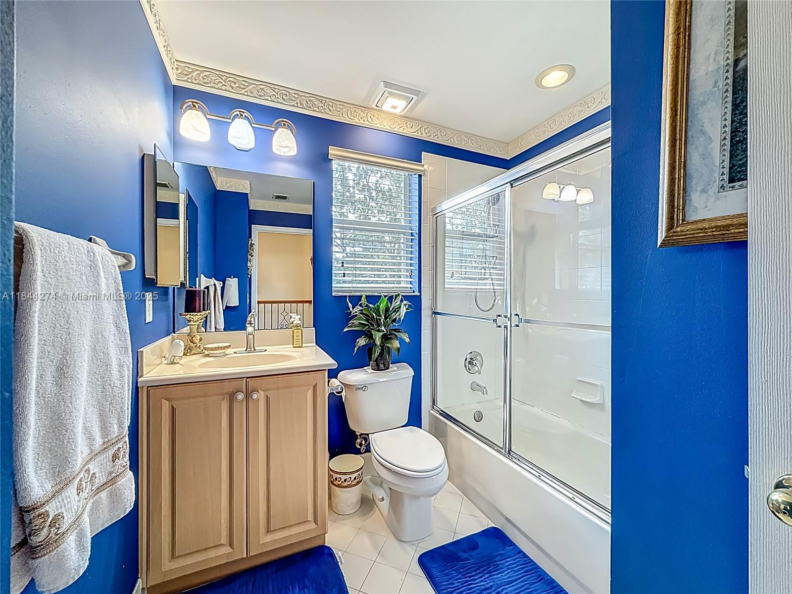 RIVIERA ISLES III - Residential