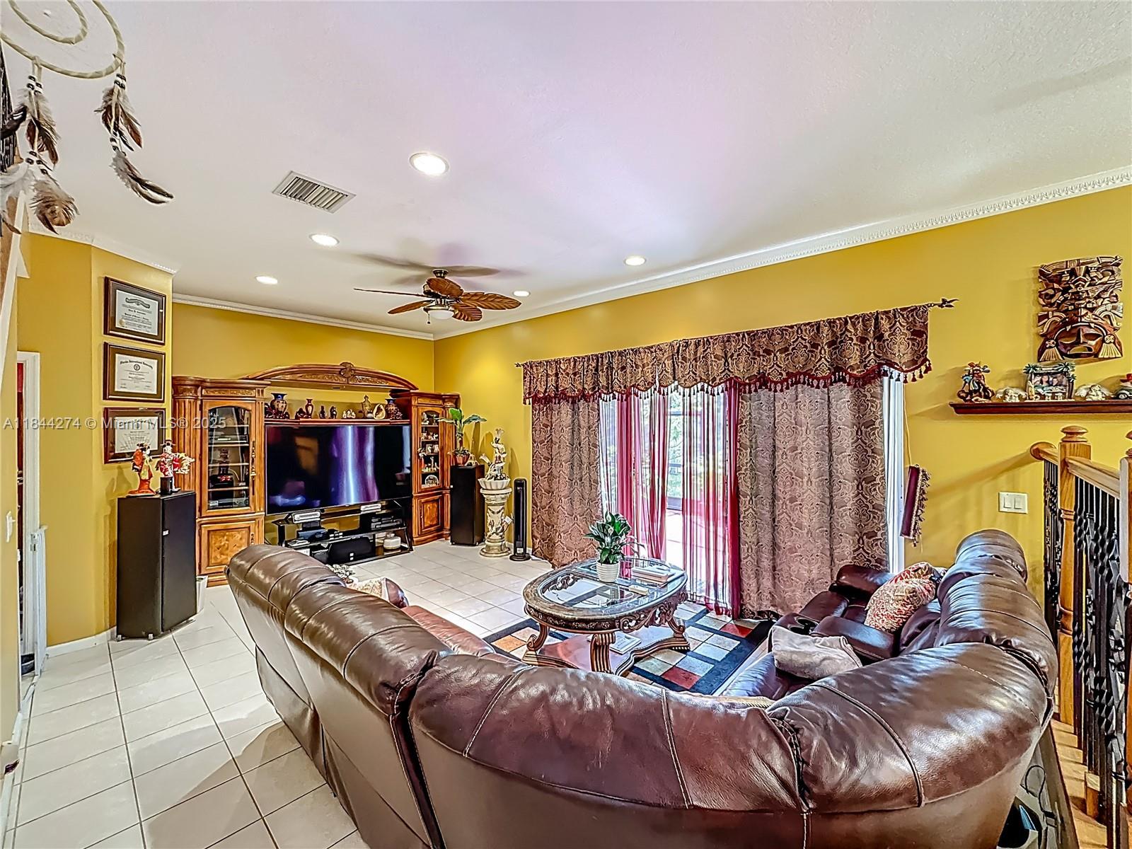 RIVIERA ISLES III - Residential