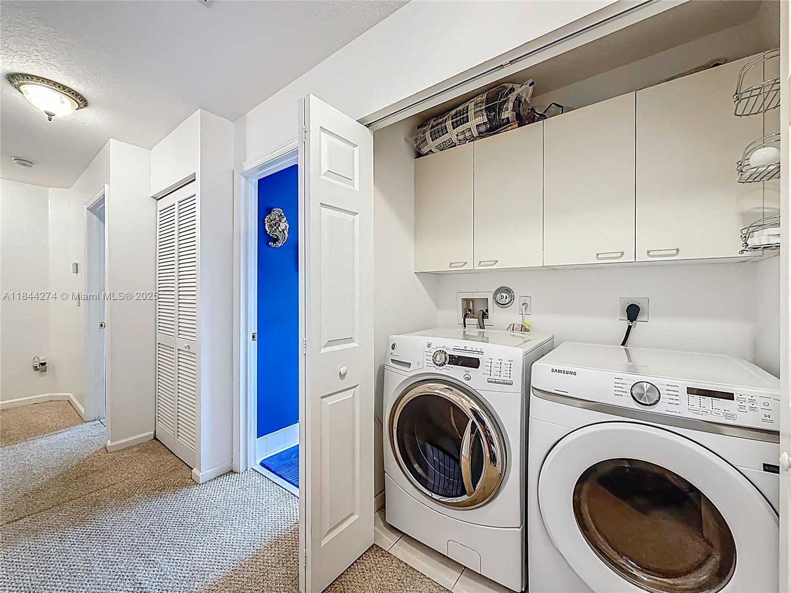 RIVIERA ISLES III - Residential