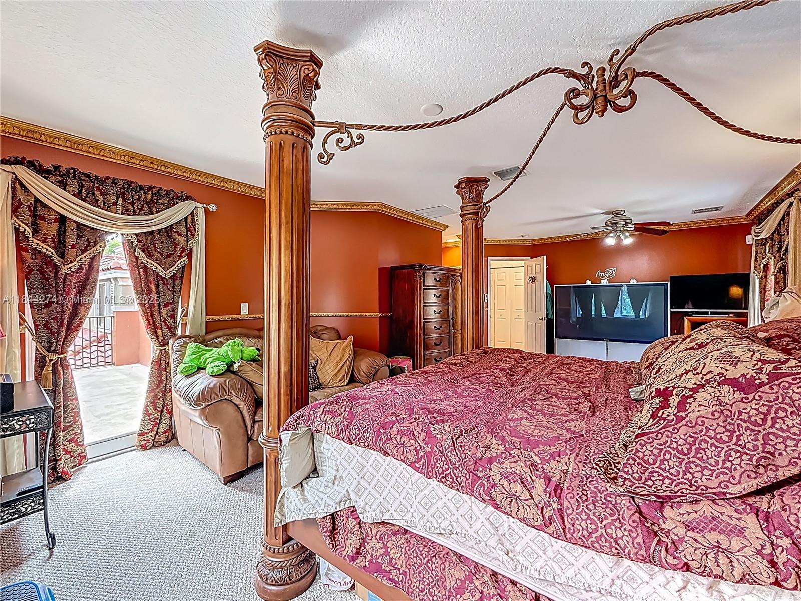 RIVIERA ISLES III - Residential