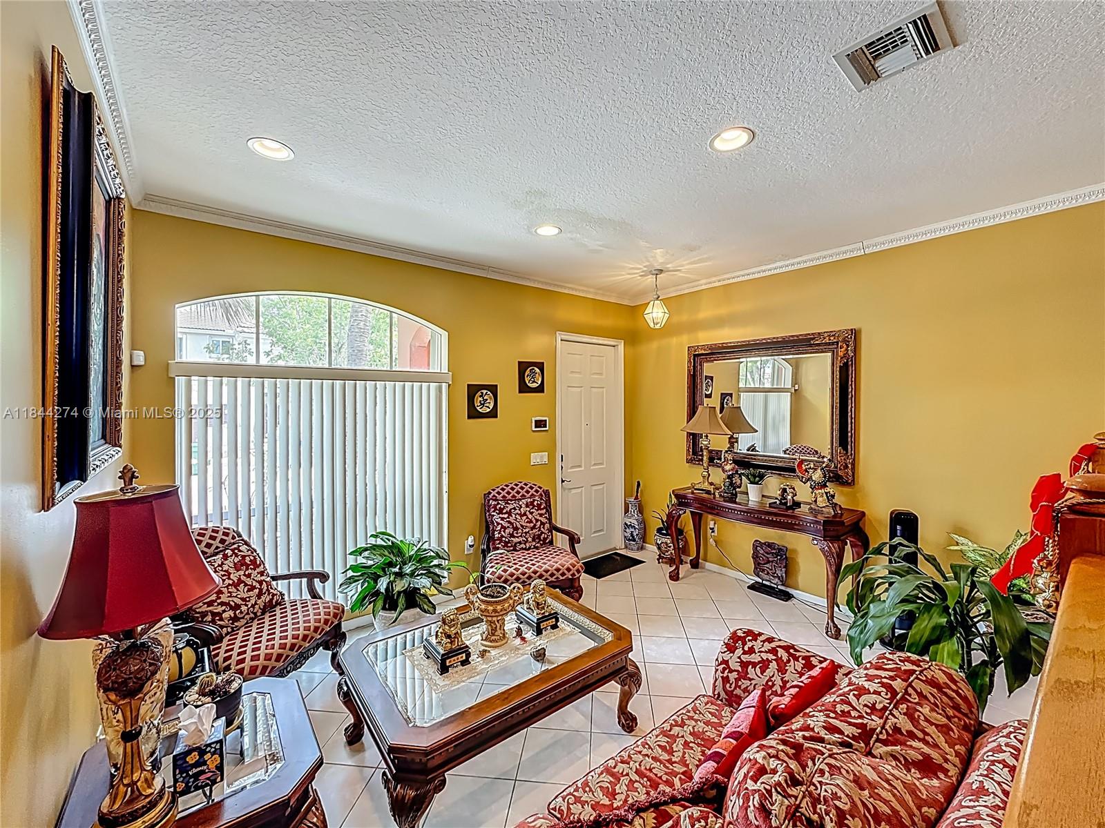 RIVIERA ISLES III - Residential