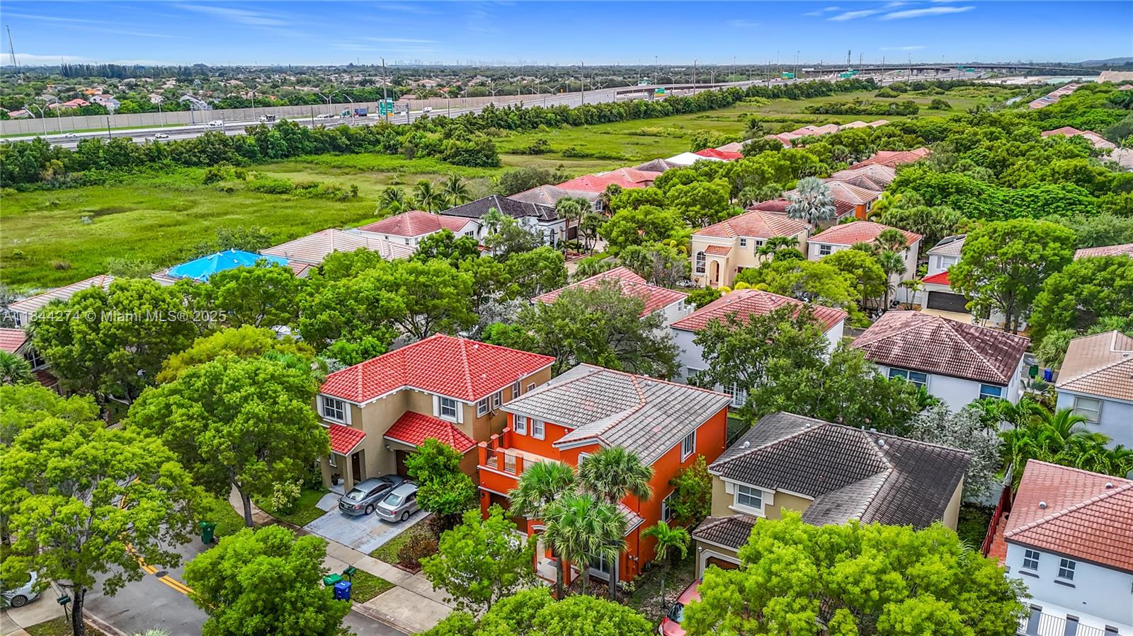 RIVIERA ISLES III - Residential