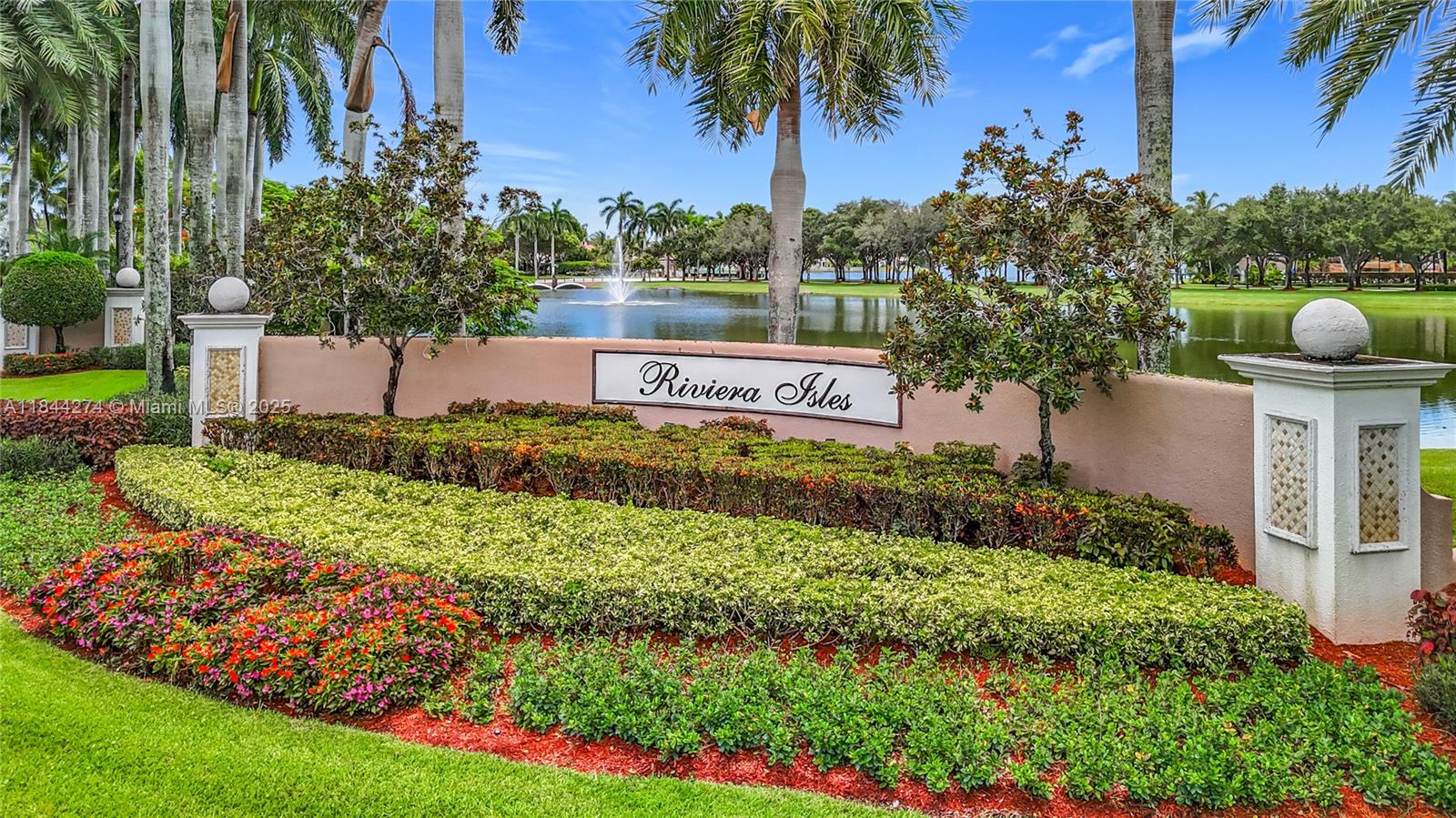 RIVIERA ISLES III - Residential