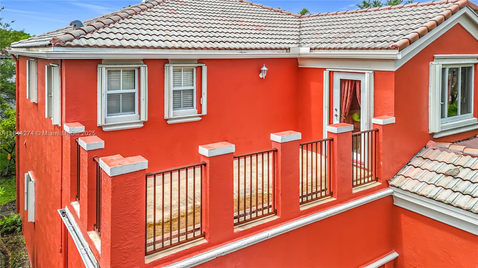 RIVIERA ISLES III - Residential