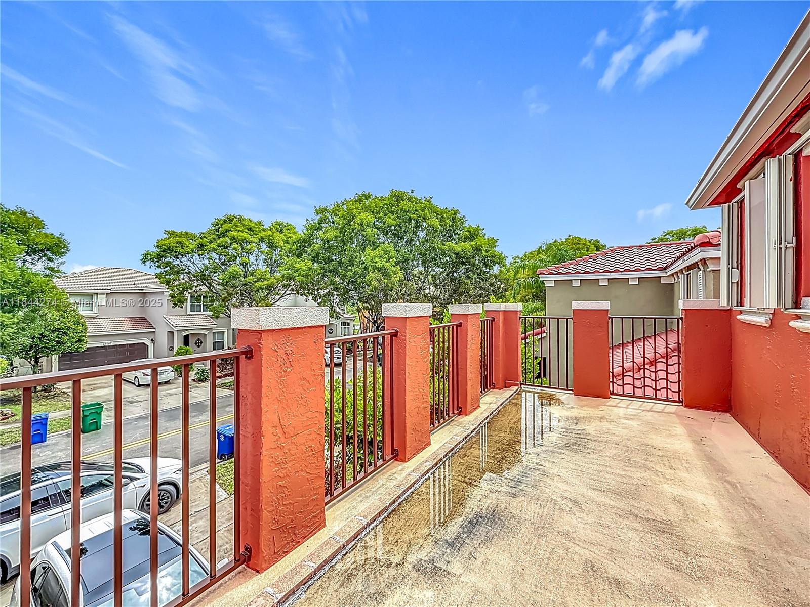 RIVIERA ISLES III - Residential