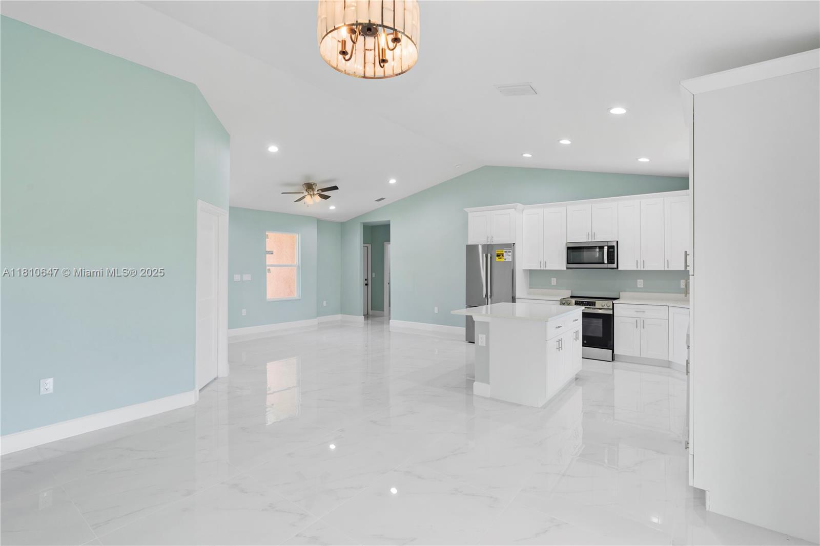 LEHIGH ACRES UNIT 11 BLK 1 - Residential