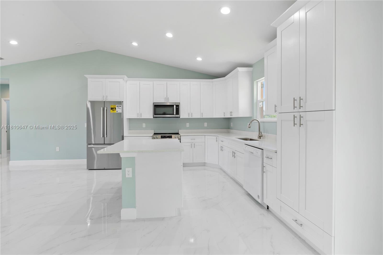 LEHIGH ACRES UNIT 11 BLK 1 - Residential