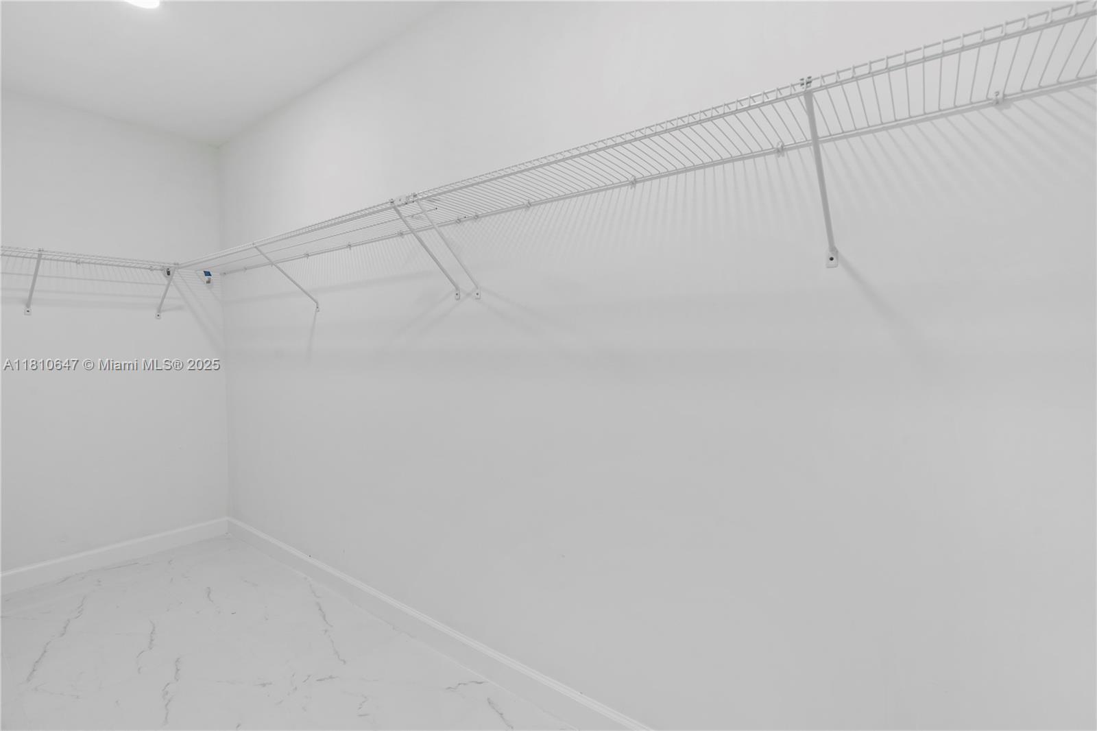 LEHIGH ACRES UNIT 11 BLK 1 - Residential