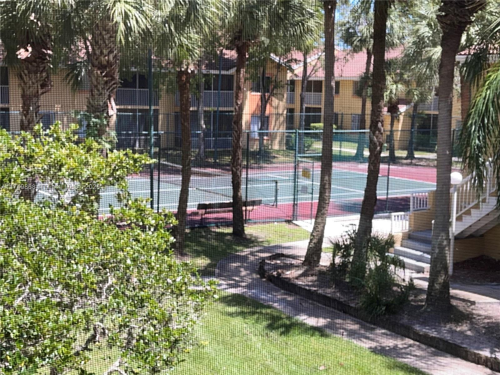 NAPOLI GARDENS AT CORAL S - Residential