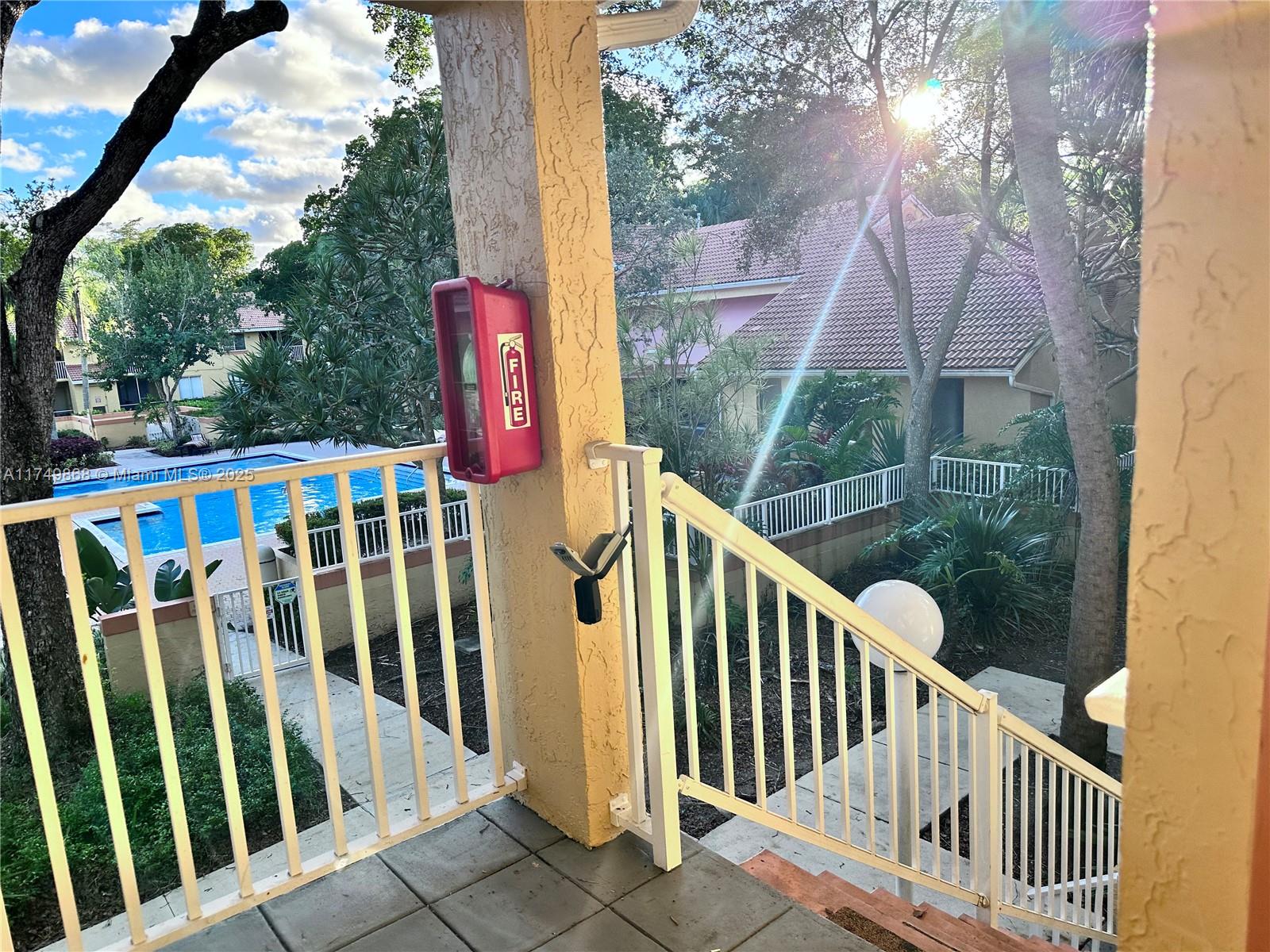 NAPOLI GARDENS AT CORAL S - Residential