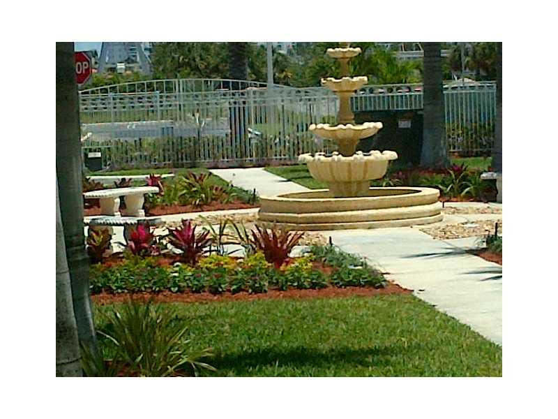 MERCO AT AVENTURA - Residential Lease