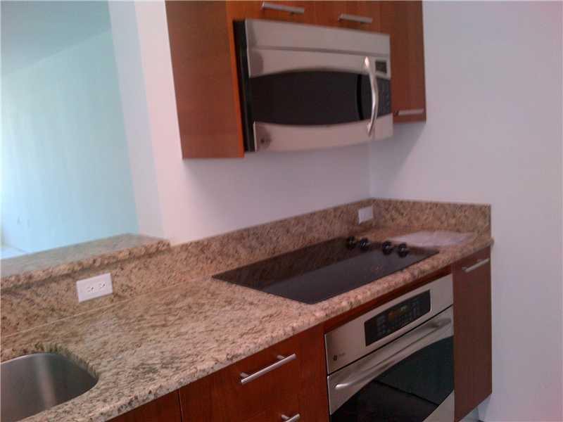 MERCO AT AVENTURA - Residential Lease