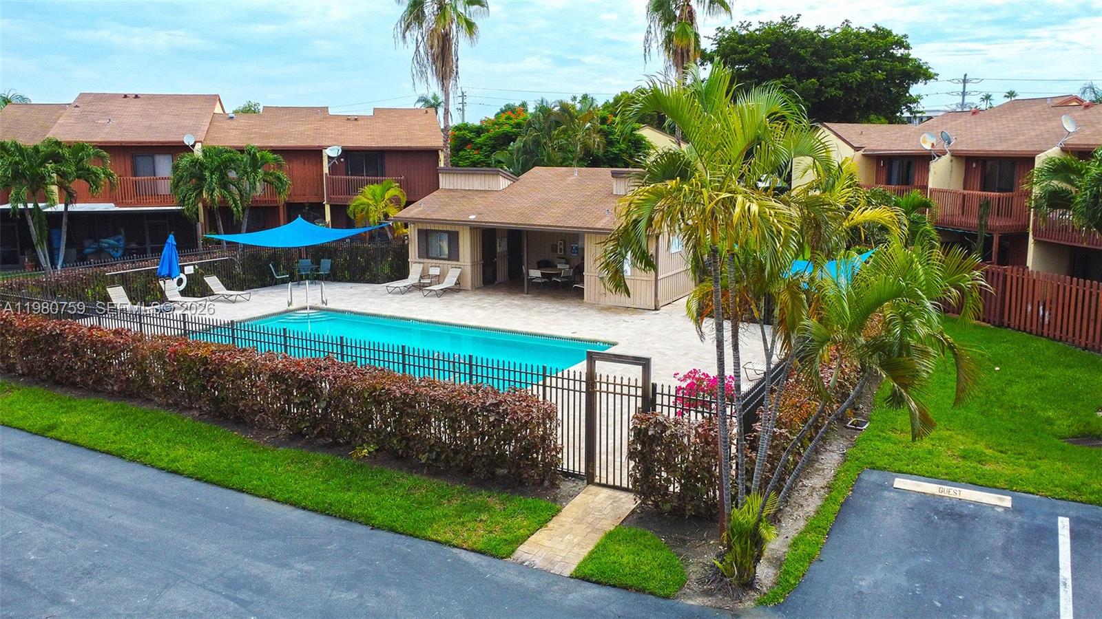 SANDPIPER BAY - Residential