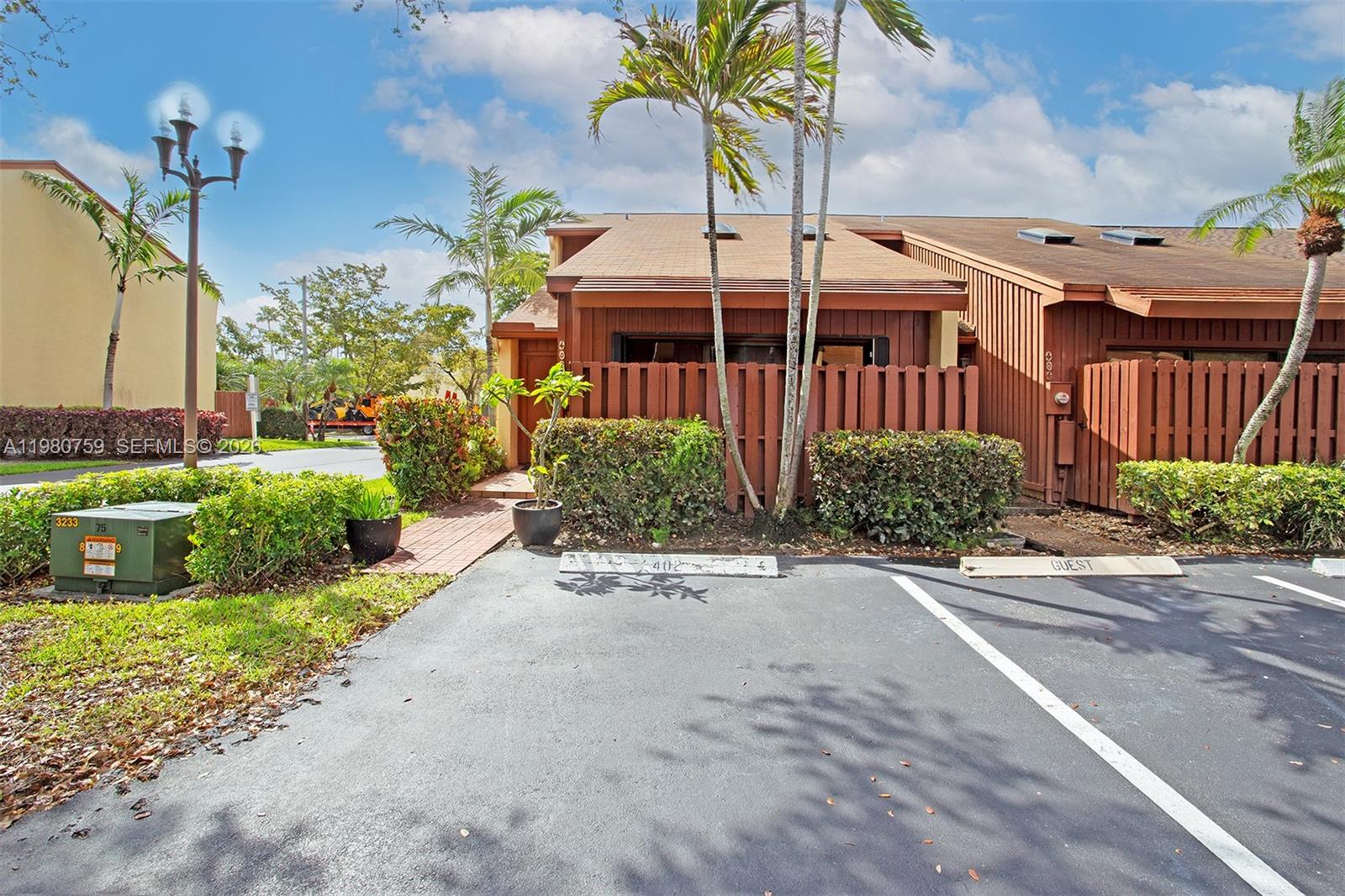 SANDPIPER BAY - Residential