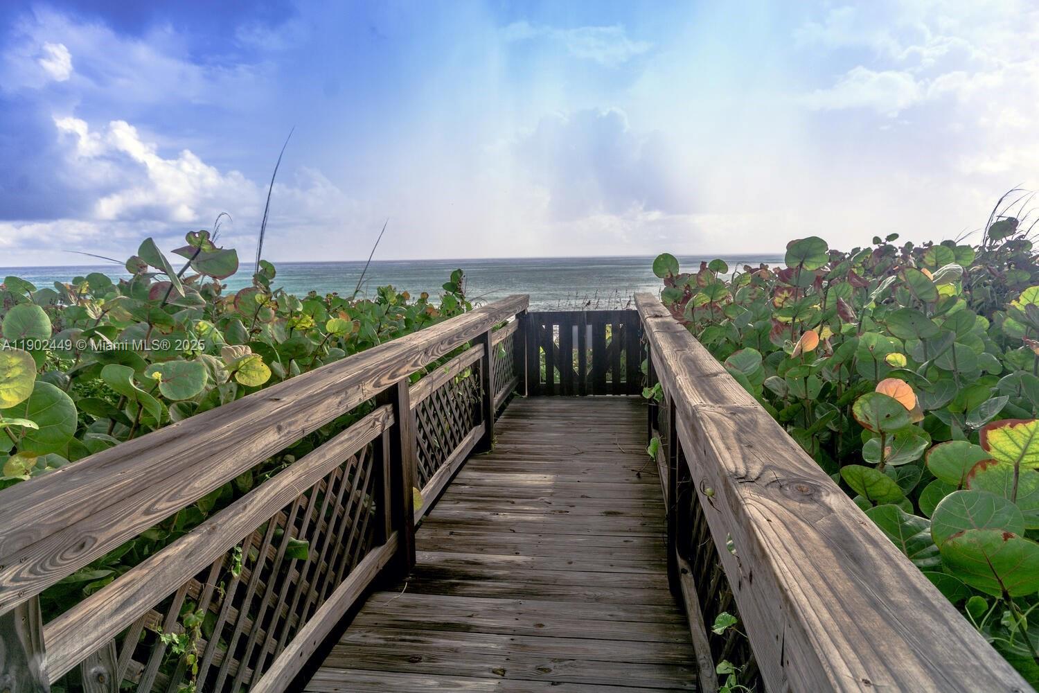 PELICAN WALK 1 CONDO - Residential Lease